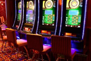 Fortune Tiger bet placement interface and live dealer action on inajp login